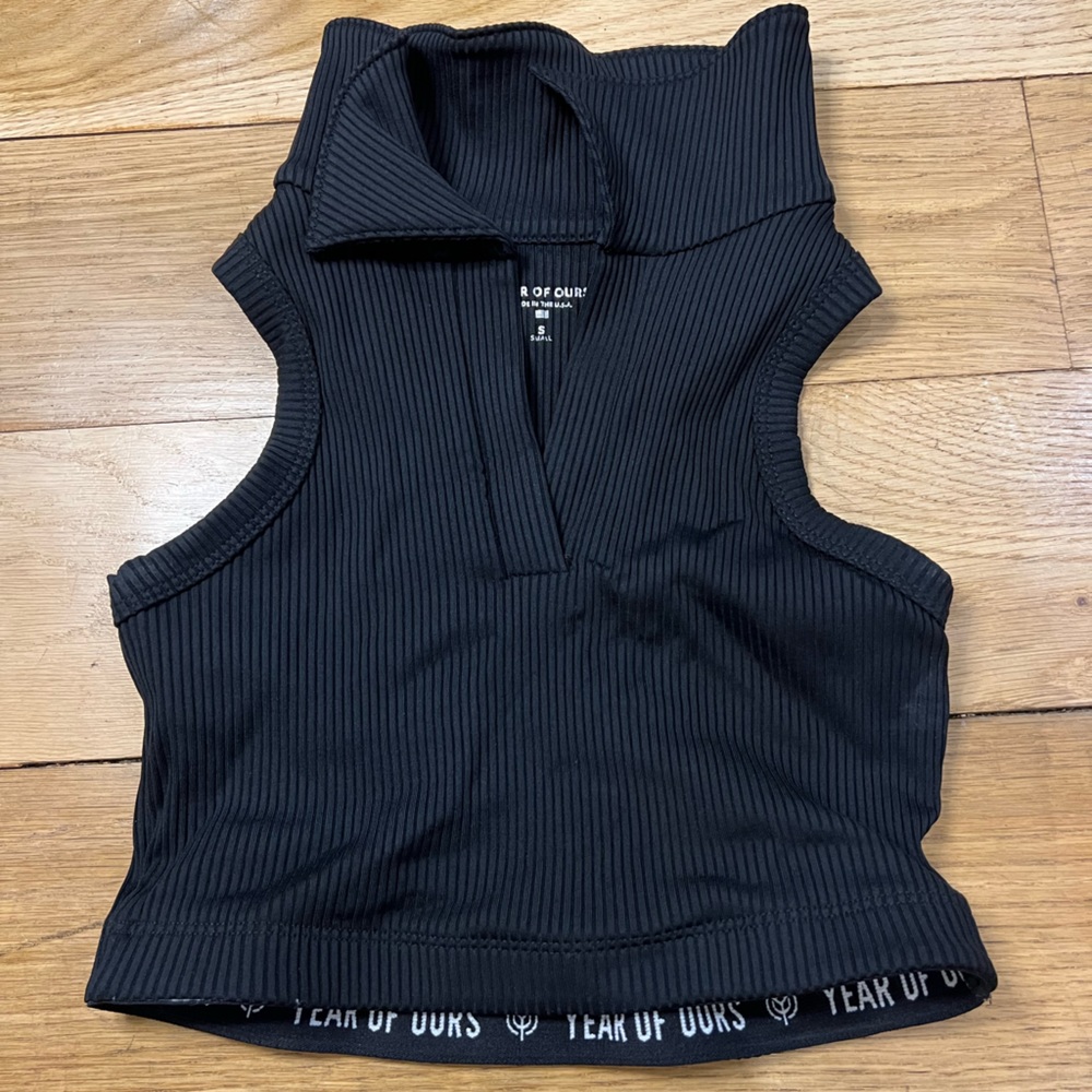 Year Of Ours Gabriella Ribbed Collared Sports Bra